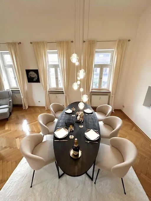 Stilvolle Wohnung In Bestlage Bayreuth Germany